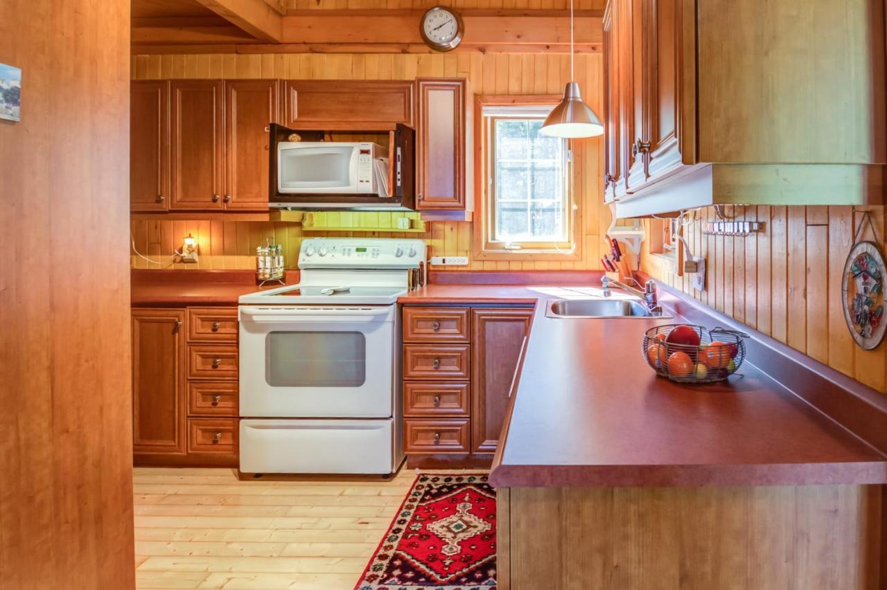 Villa Le Cent à Chicoutimi Extérieur photo